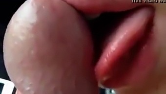 Indian Girl Friend Gives A Mind-Blowing Job