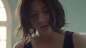 Adele Exarchopoulos In Steamy Encounter (2016)