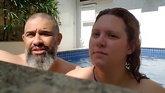 A Thrill-Seeker'S Paradise: Orgy, Swing Parties, And 3somes